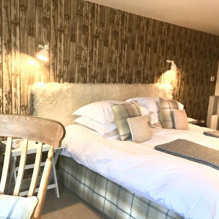 Bed and Breakfast Pickersgill Manor Farm Silsden Екстер'єр фото