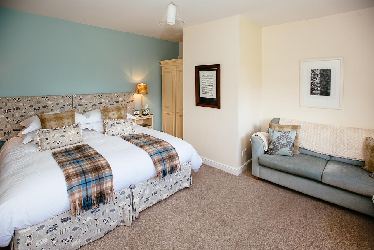 Bed and Breakfast Pickersgill Manor Farm Silsden Екстер'єр фото